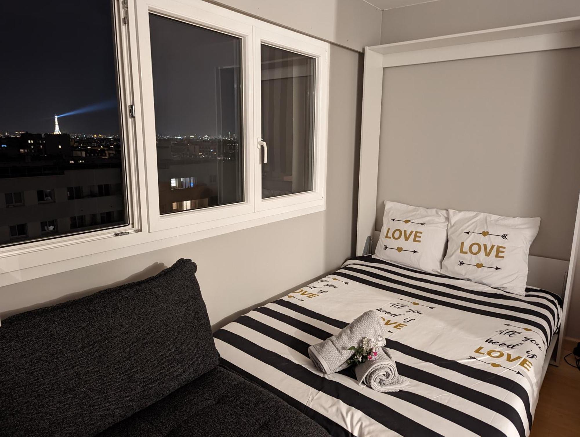 Charming Studio With Eiffel View Париж Экстерьер фото